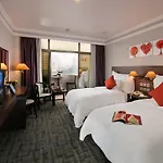 Lake Side Hotel