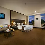 Zephyr Suites Boutique Hotel