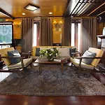 Hera Cruises