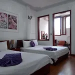 Iris Legend Hotel