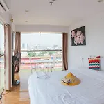 Dalana House