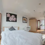 Dalana House