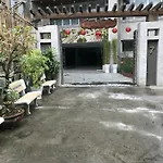 Anh Tri Flower Apartment