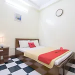 Reddoorz Near Vietnam France Hospital