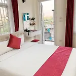 Heart Hotel