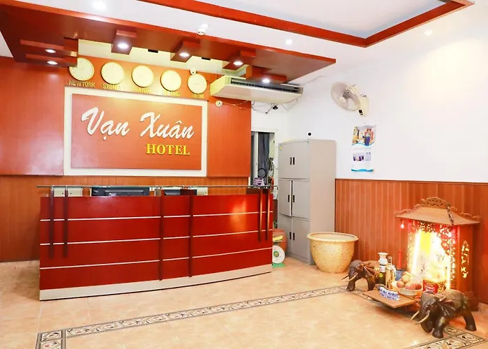 Van Xuan Hotel