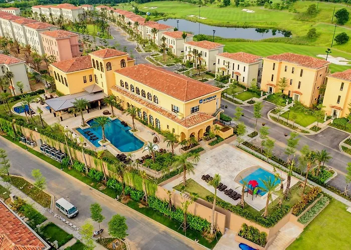 Wyndham Sky Lake Resort And Villas