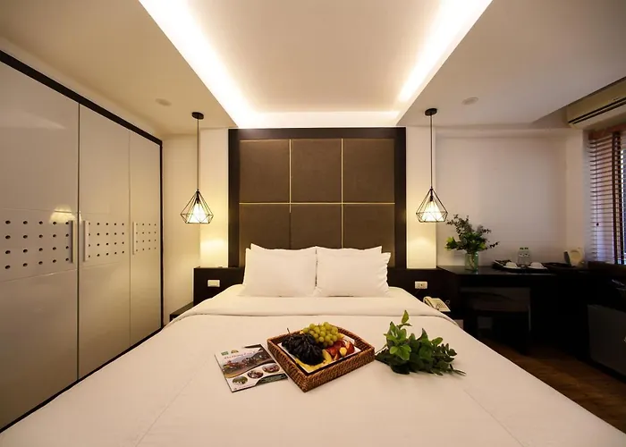 Keypad Hotel - 24 Hang Ga
