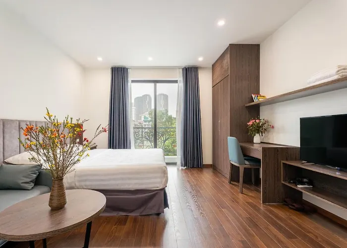 Granda Lake View Hotel & Apartment