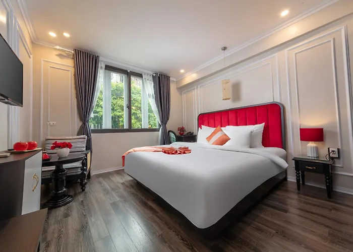 Omina Hanoi Hotel & Travel