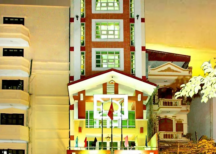Van Mieu Hotel