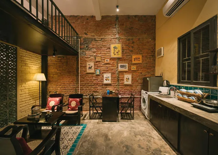 2Br Cultural House In The Heart Of Old Quarter Washer&Dryer