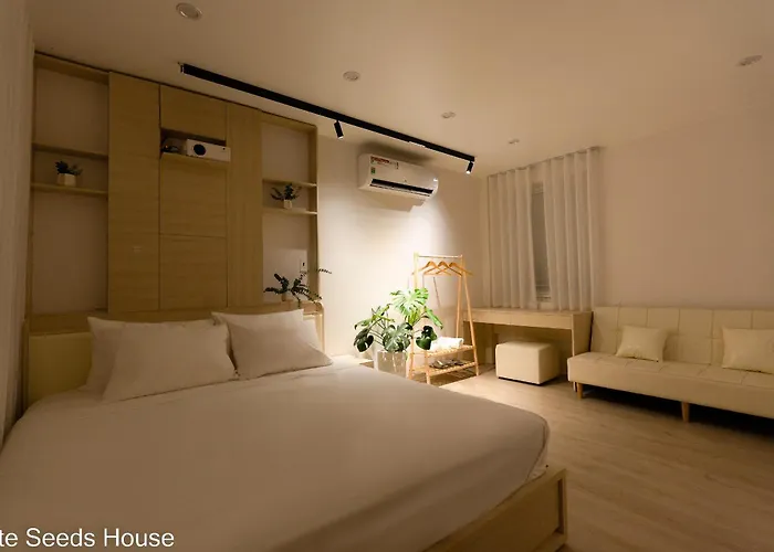 Little Seeds House-Hanoi, 4Brs,Cinema, Old Quarter