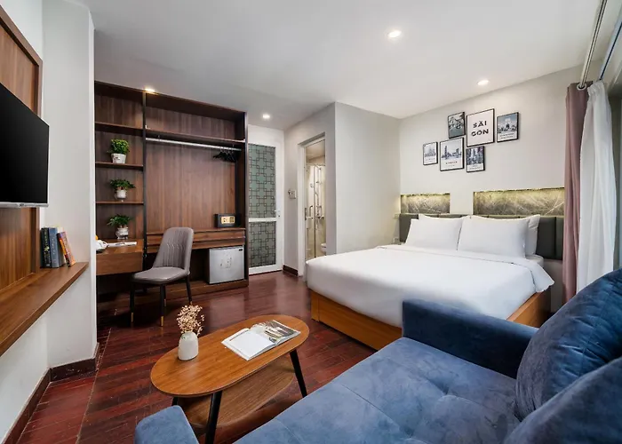 Charlie House Hanoi