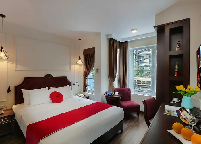 The Sinh Tourist Hotel & Travel