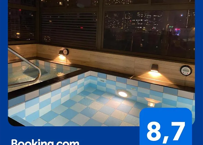 Hotel Yah Hanoi & Spa