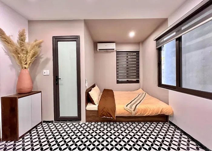 Nine Housing 127 Hao Nam