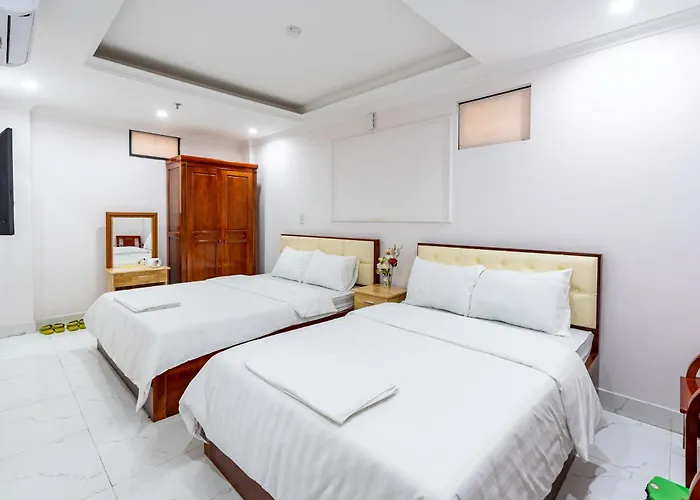 Light Hotel Ha Noi
