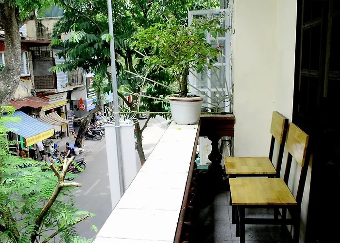 Le Petit Hanoi Hotel