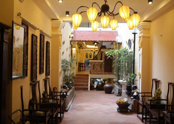 Classic Street Hotel