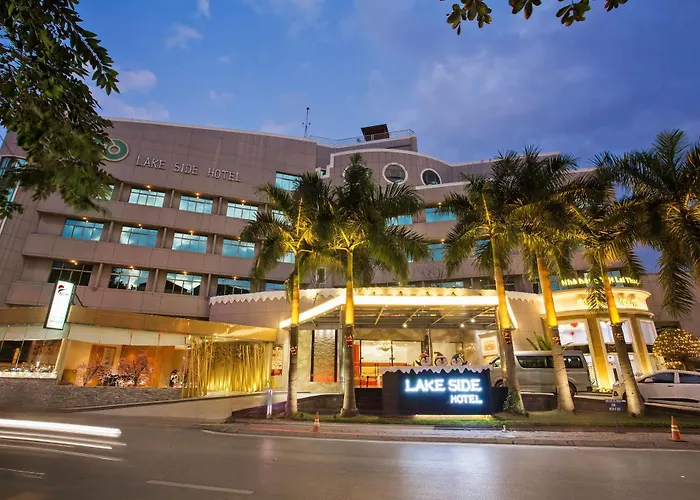 Lake Side Hotel