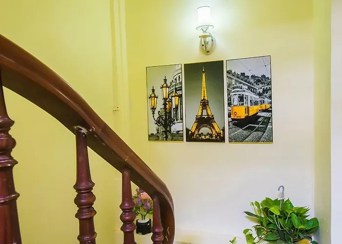 Victoria Home Travel