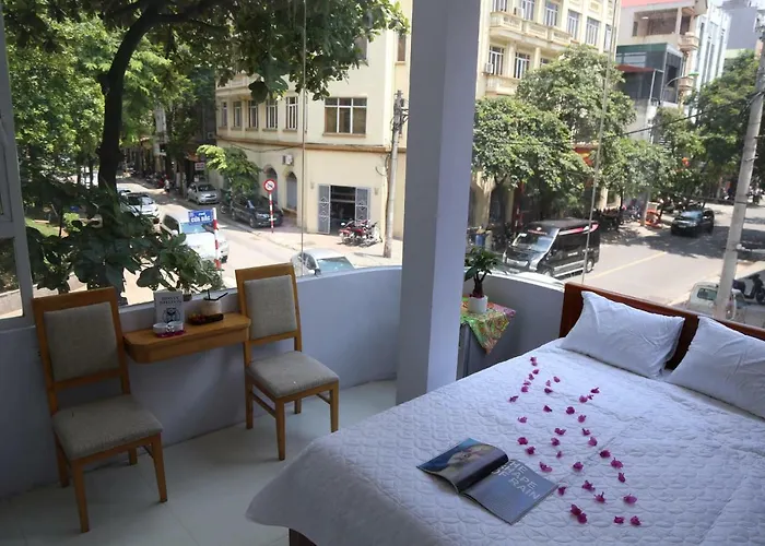 365 Days Hotel