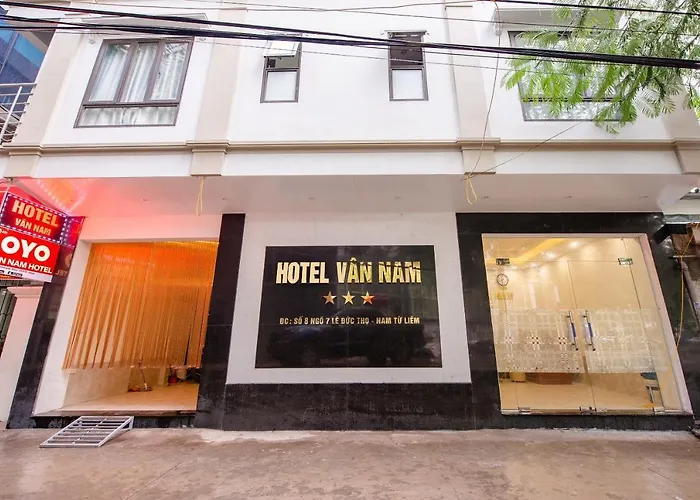 411 Van Nam Hotel