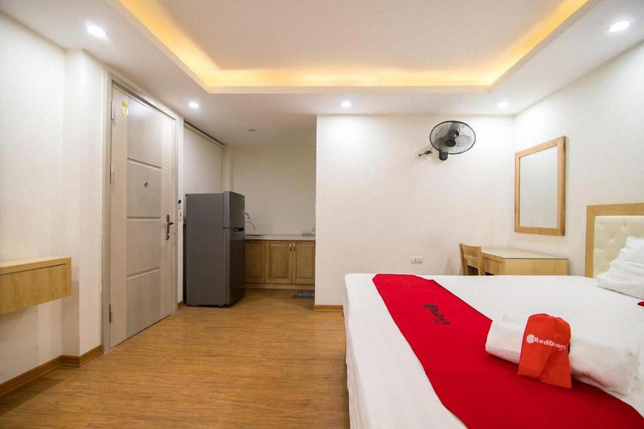 Galaxy & - 12 Ngo 80 Tran Duy Hung Hotel 3*