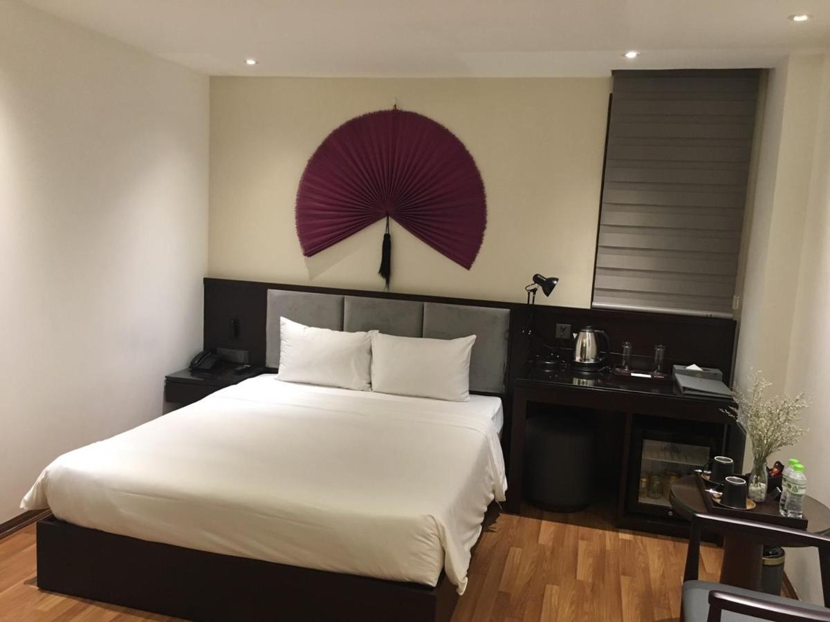 Fiesta & 4* Hanoi