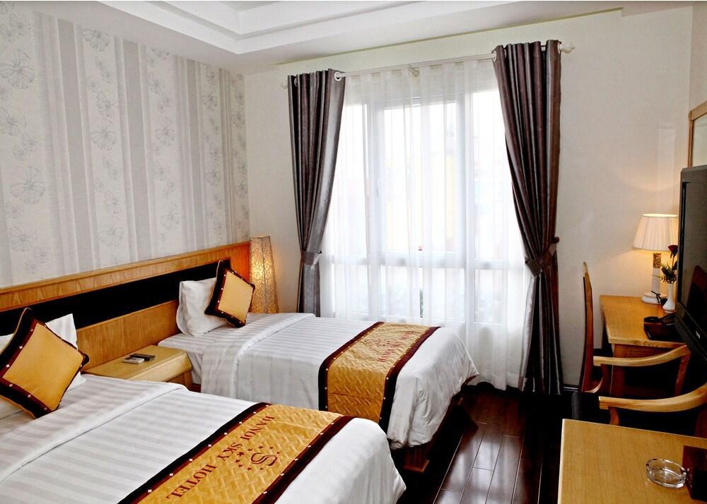 Hotel Sky