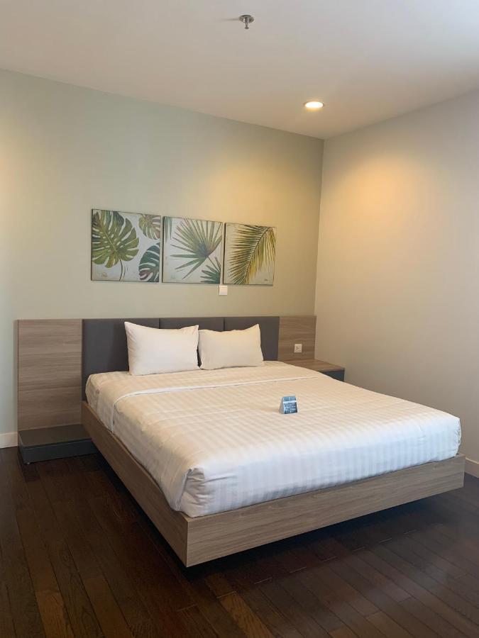 Lancaster Service 4* Hanoi