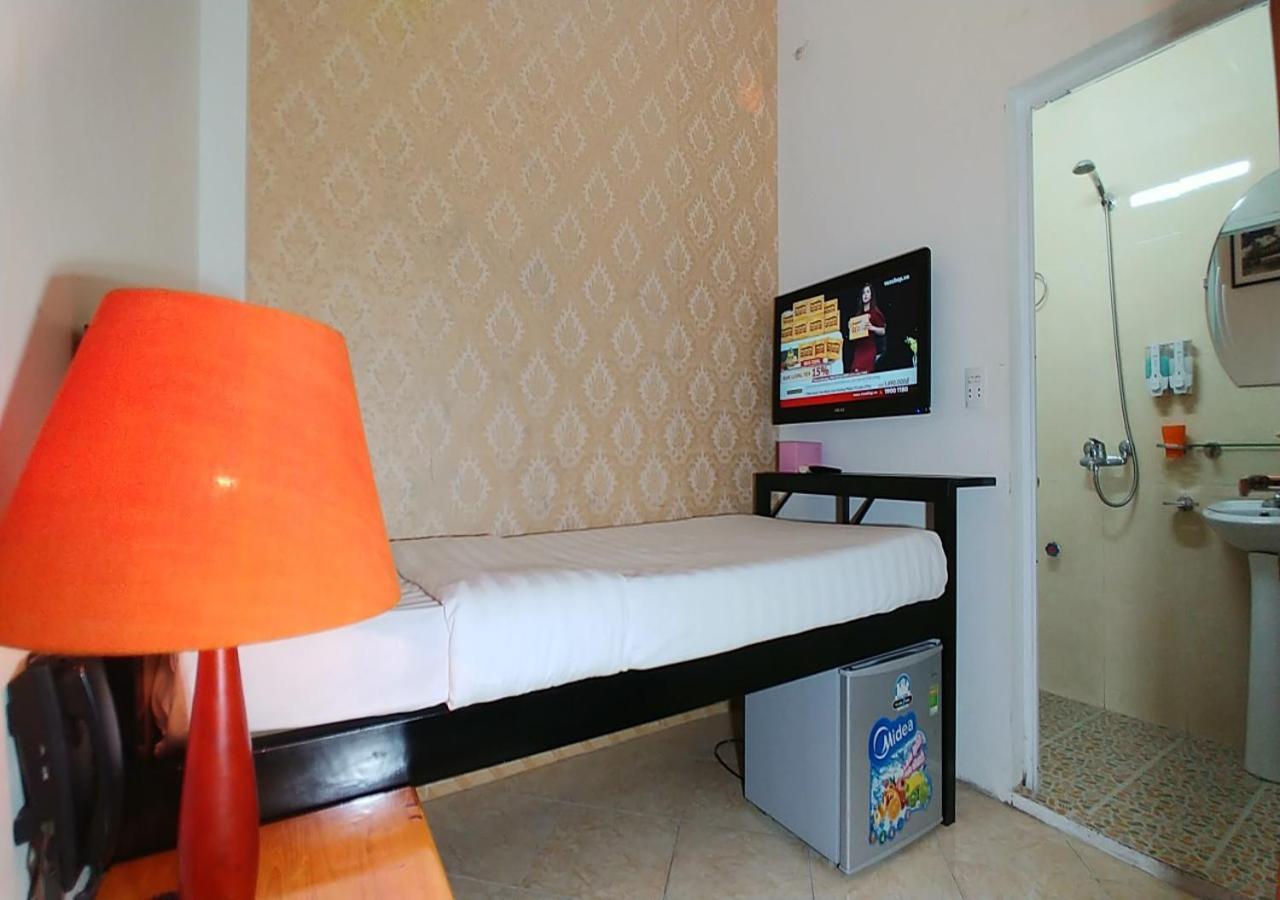Mad Monkey Hostel
