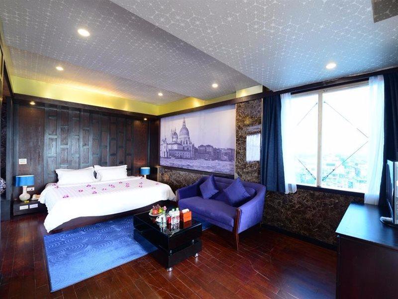 Hotel Ja Cosmo And 4*
