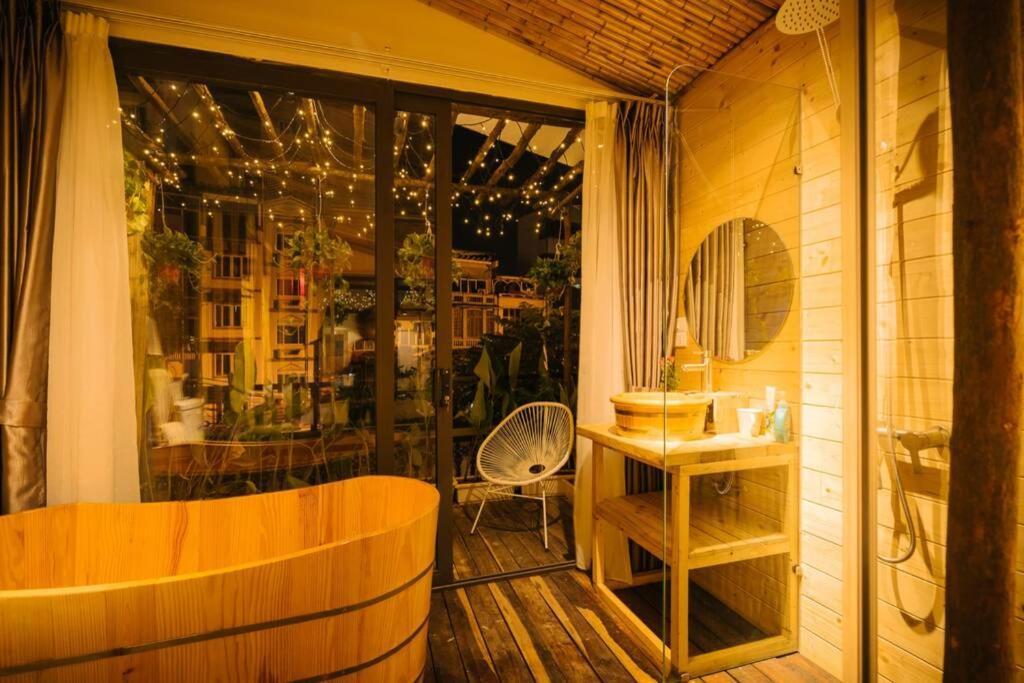- Oasis View 2 Hanoi