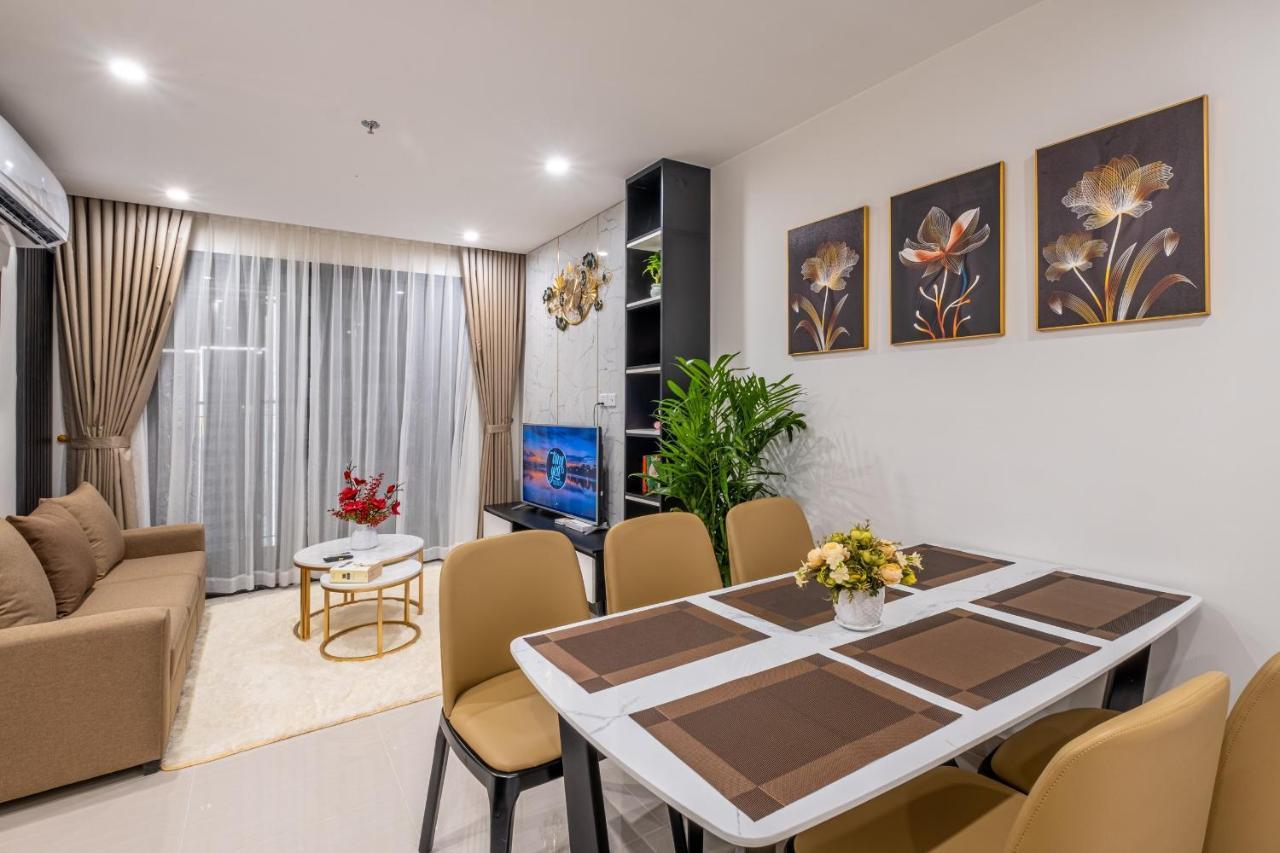 Apartment Bom Homes- Vinhomes Ocean Park- Service