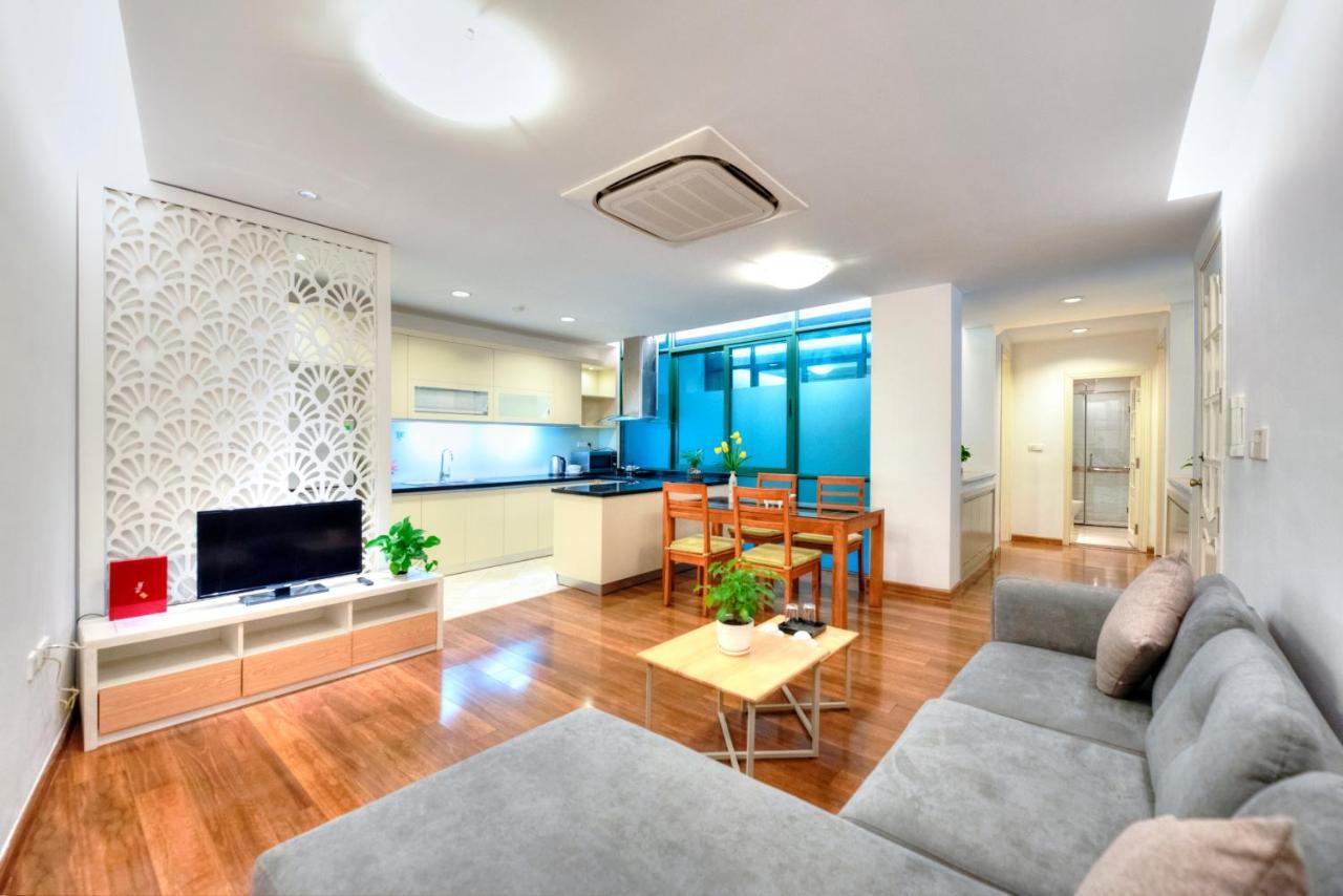 Lakewood House 3*