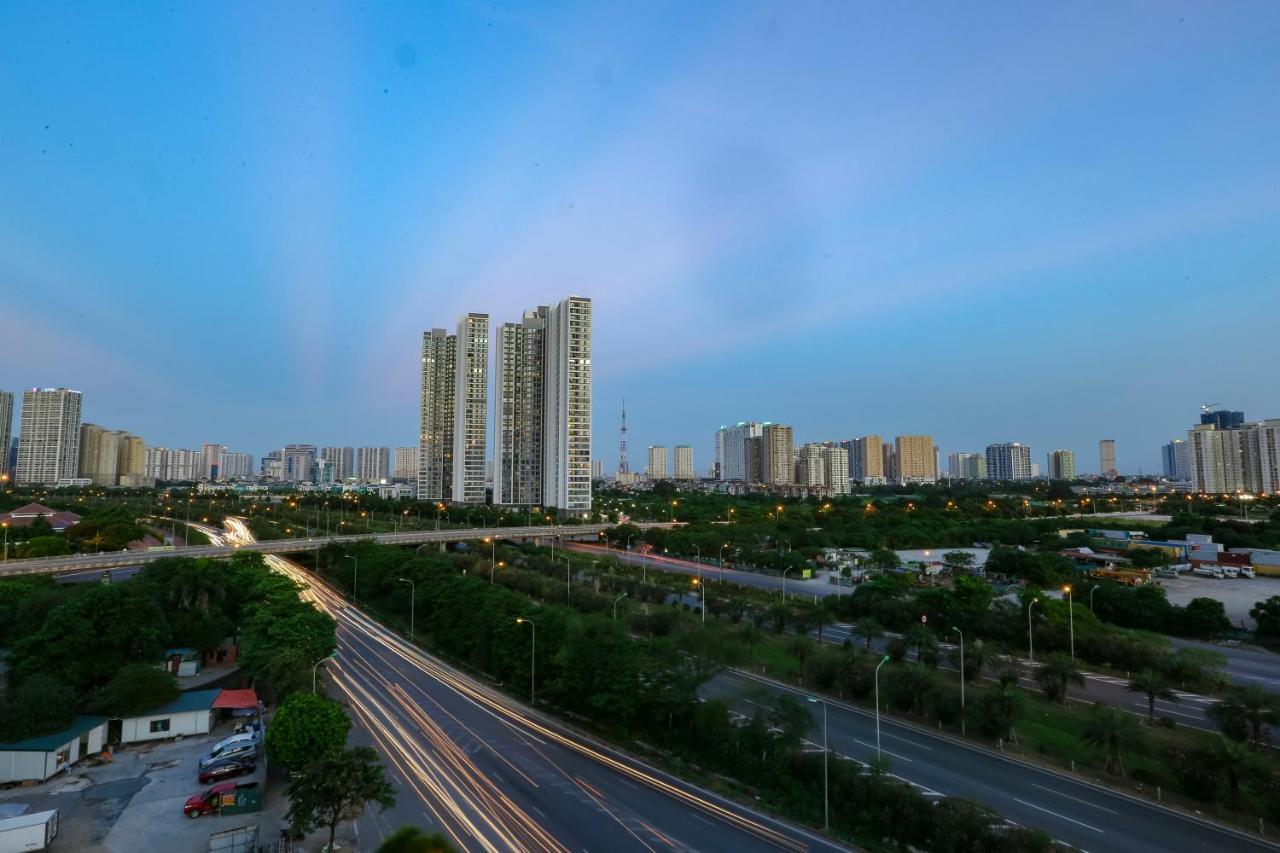 Western Skyline