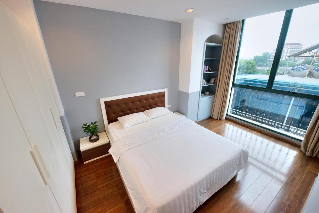 Lakewood House 3*