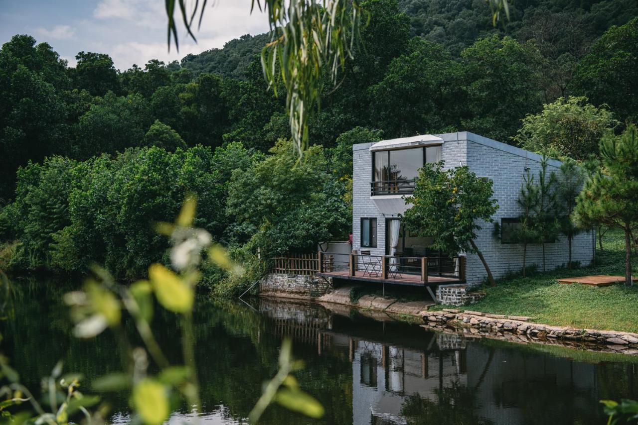 Khách sạn U Lesa - Nhà Bên Rừng 3*