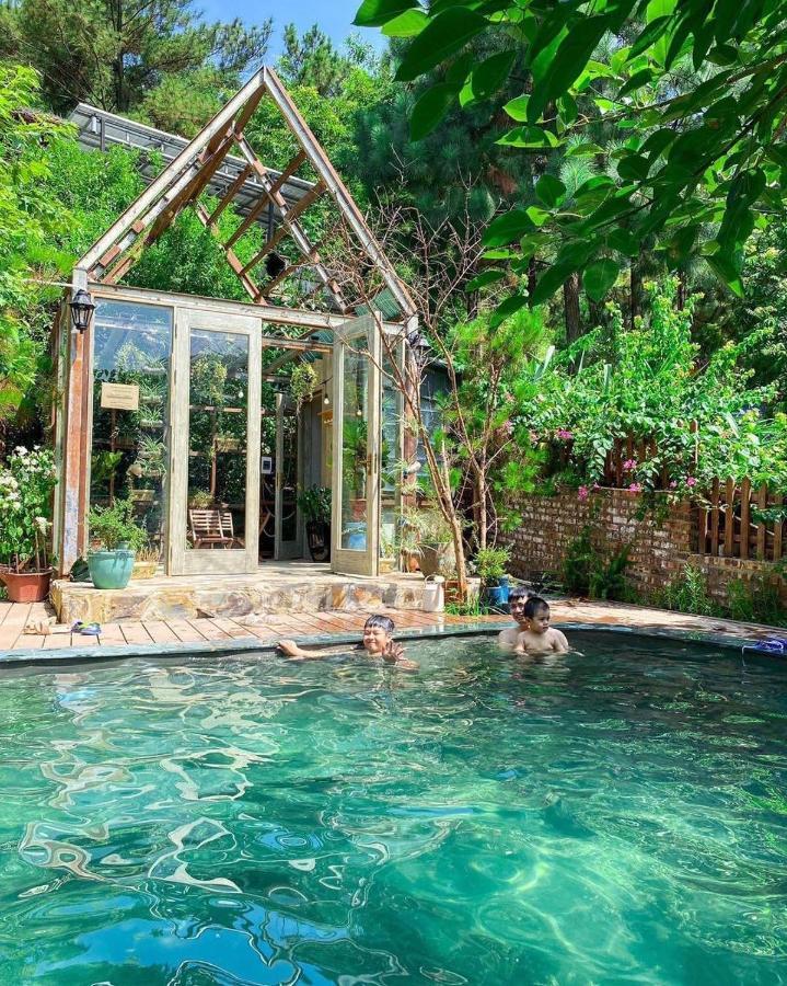 Khách sạn U Lesa - Nhà Bên Rừng 3*