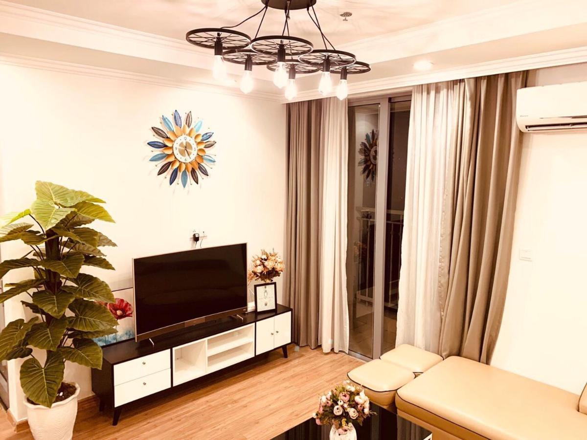 Apartment Bom Homes- Vinhomes Times City- Service *
