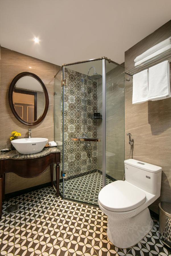 Romantique De Hotel