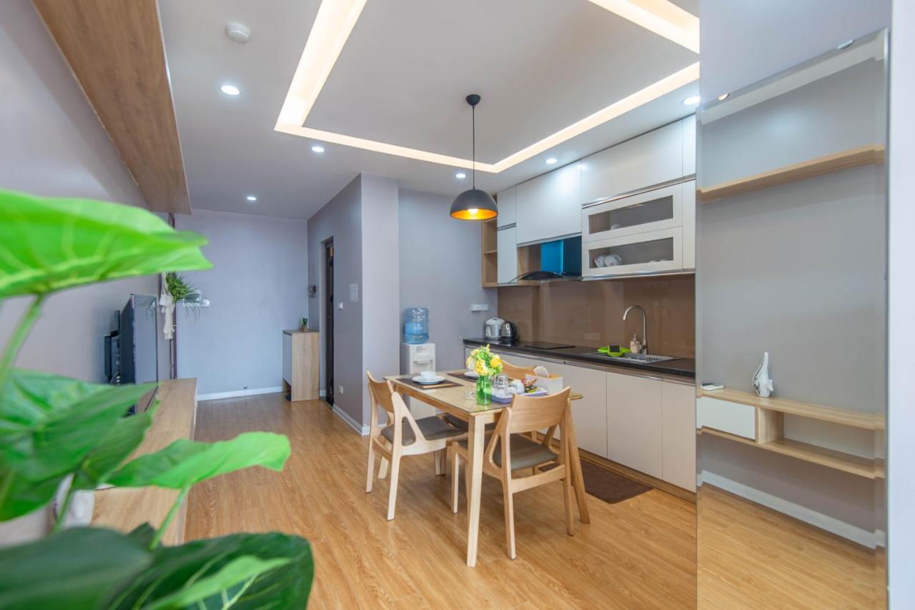 22housing & 81 Linh Lang Aparthotel *