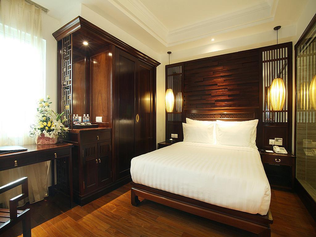 The Palmy & 4* Hanoi