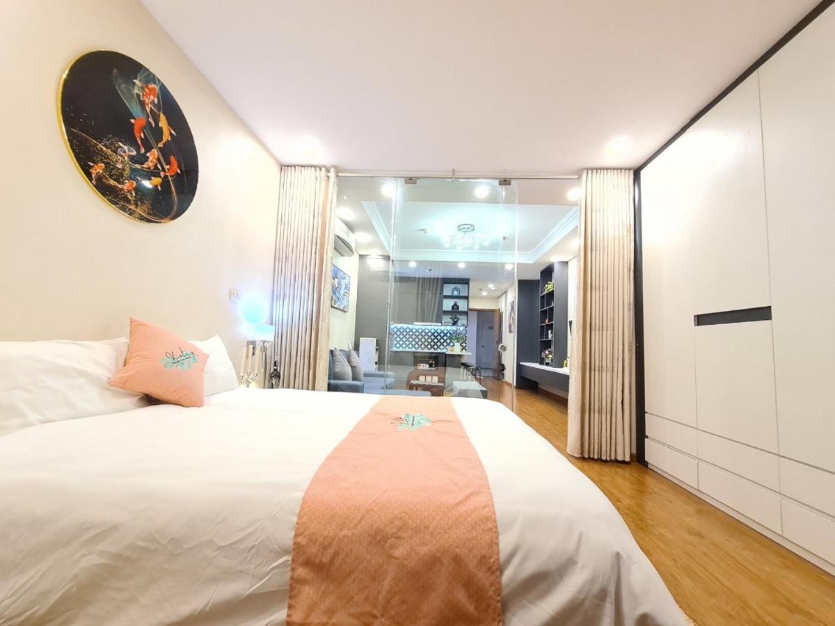 Royal Apartment *