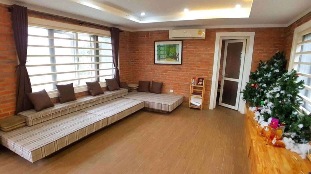 Brick Soc Son - Venue Travel Villa *