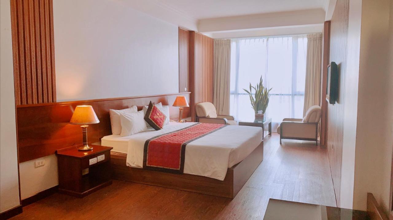 Hanz Regal Hotel 3*