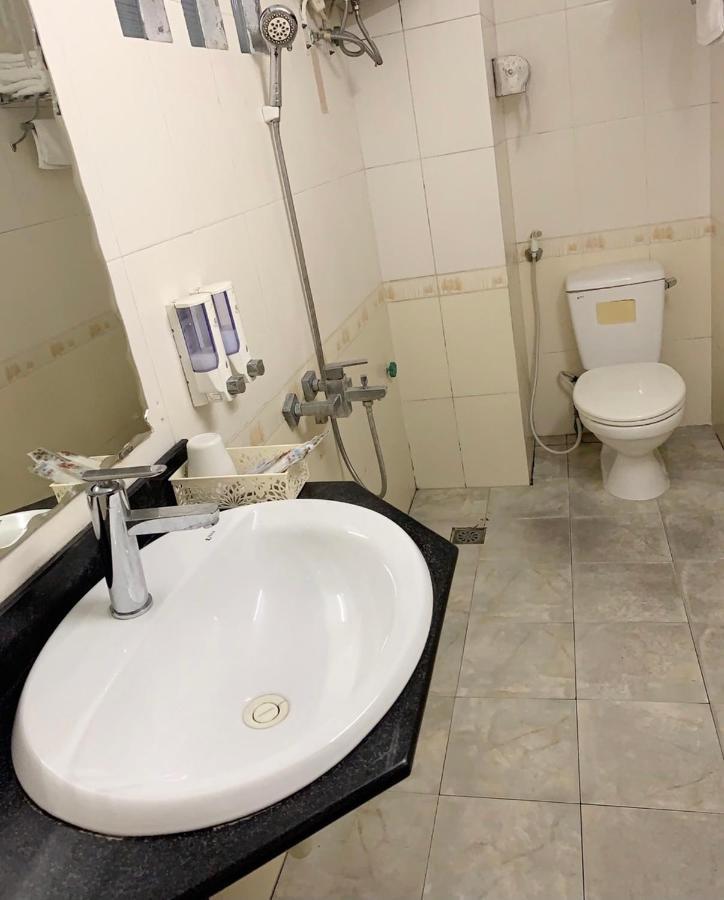 Valentine Hotel - Hong Ha Khách sạn Hà Nội