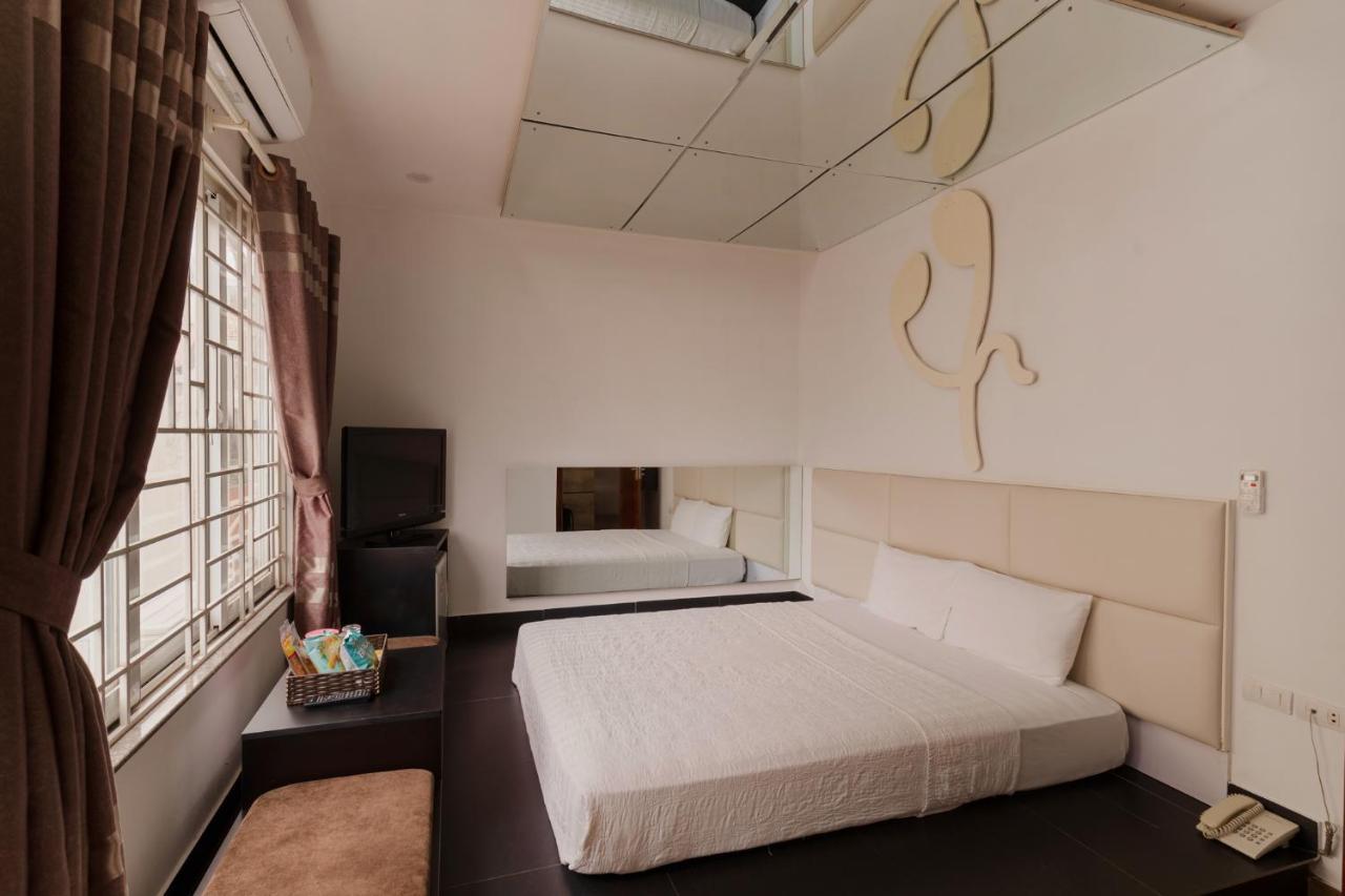 Blue Diamond Hotel *
